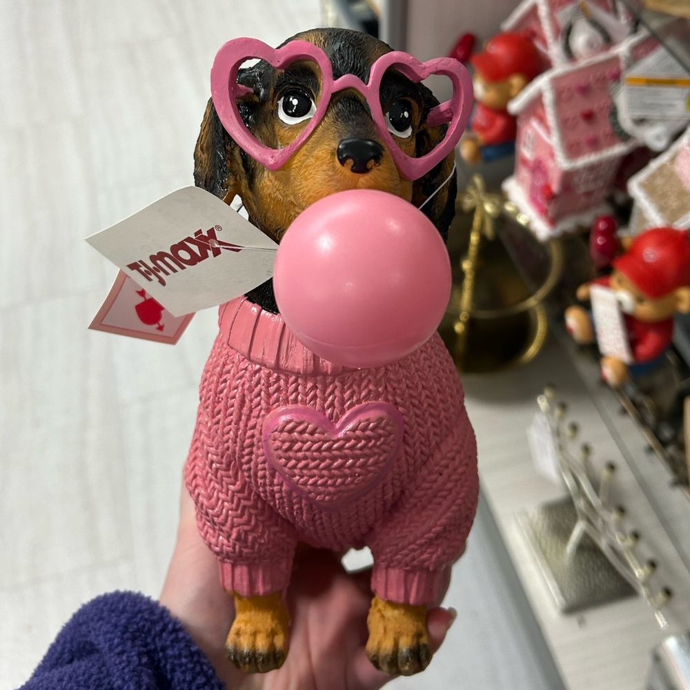 Bella Lux Valentines Dachshund Blowing Bubble